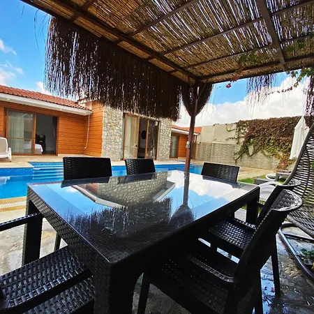 Patara Fiesta 3+1 Villa, Oezel Havuzlu, * 페티예